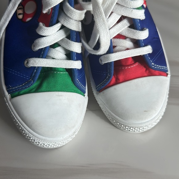 Super Mario Nintendo Sneakers - Picture 5 of 8